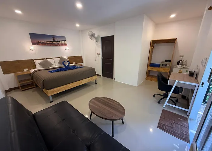 Cheeva Beach Resort