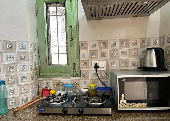 Cozy Nest Independent Apartment - Government Of India Certified B&B