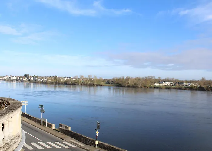 Appartement Vue Imprenable Sur La Loire !!!