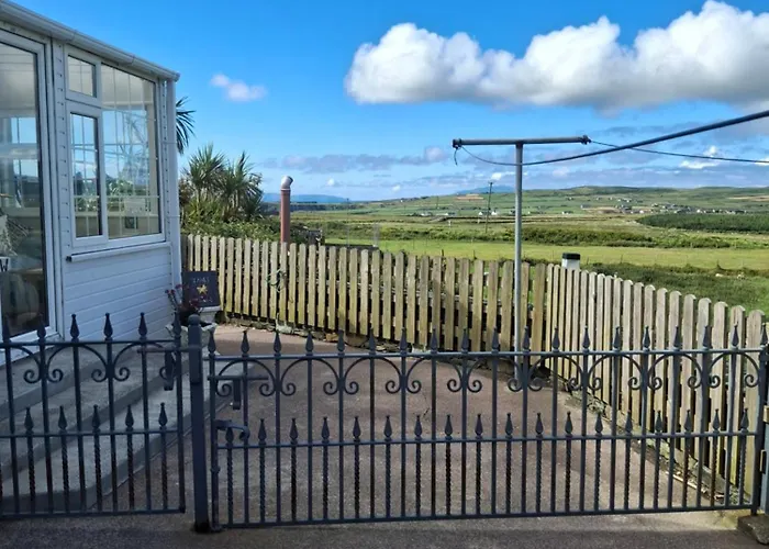 Skellig View Harbour View Sunrise Apartment