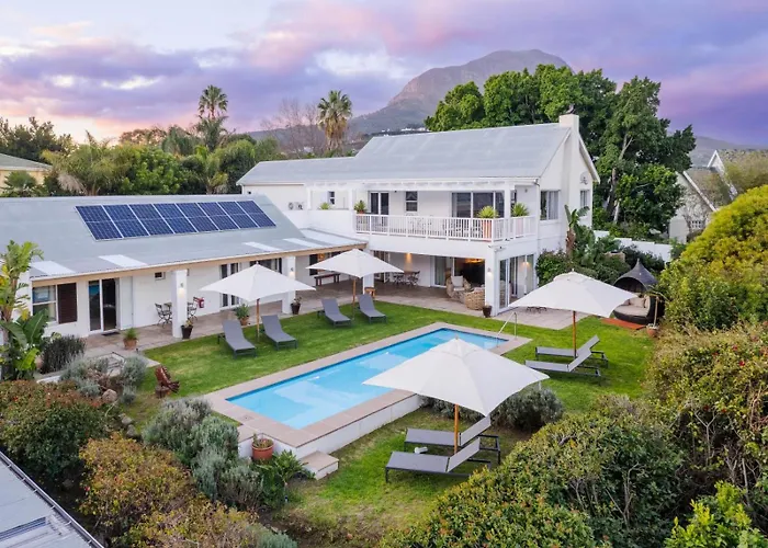 Explorer Guesthouse