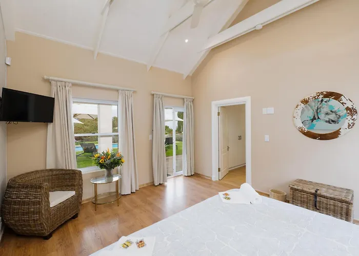 Explorer Guesthouse