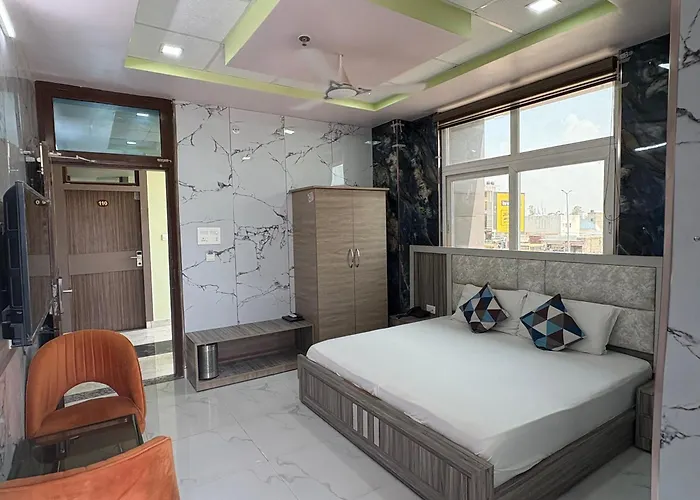 Hotel Amar Palace Bharatpur