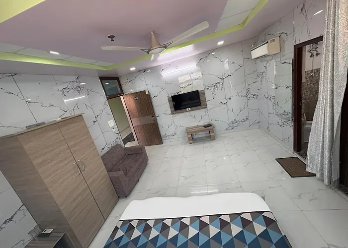 Hotel Amar Palace Bharatpur