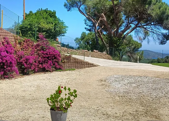 Casale Gabriella Alloggio Ergonomico E Spazioso