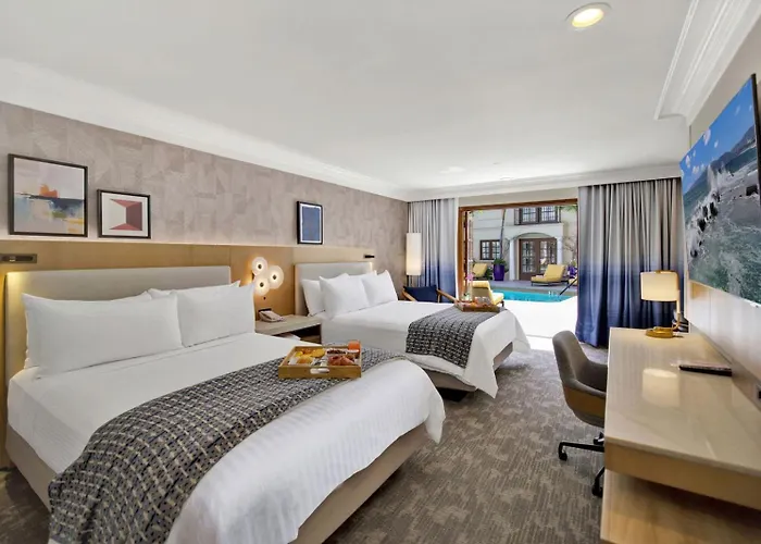 Best Western Plus Sunset Plaza Hotel