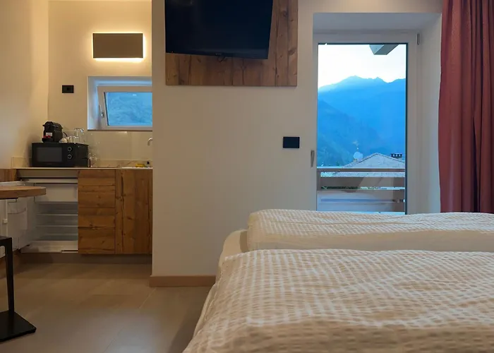 Liz Hotel & Apartments