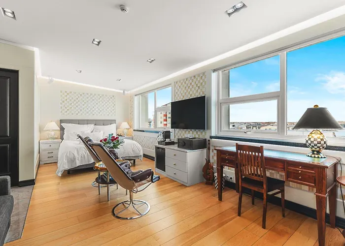 Diamond Suites By Reykjavik Keflavik Airport