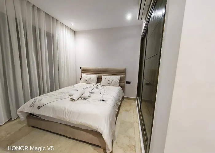 Maison De Luxe Dans Une Residence Fermee Avec Piscine Communautaire & Free Parking,Nr 63 A Marina