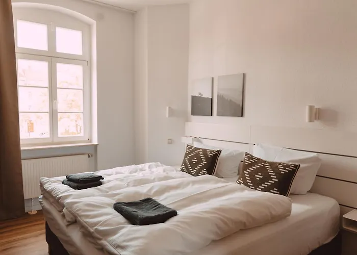 Das Haus Zur Rothen Thuer 2