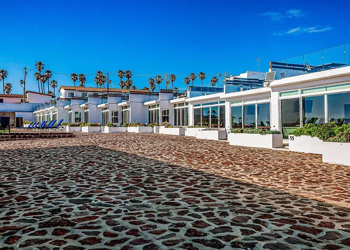 Cheerful Dog-Friendly Villa With Beach Views, Outdoor Pool, Private Patio, & Ac