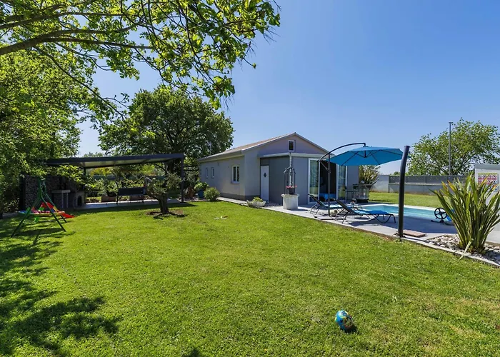Holiday Home Villa Fenix By Interhome