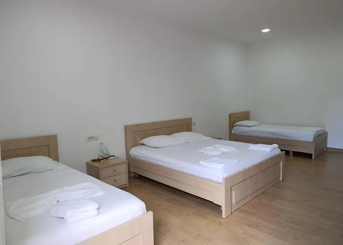 Aparthotel Fitimi