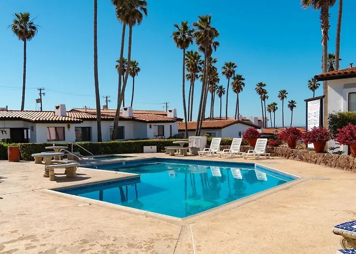 La Paloma Beach Club & Residences | Ocean Pool