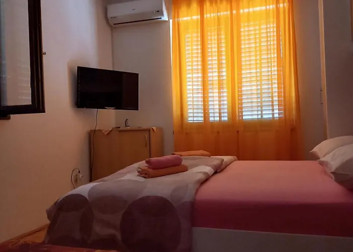 Apartment Maya