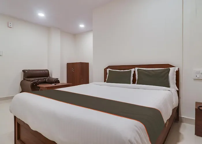 Collection O Hotel Virat Grand