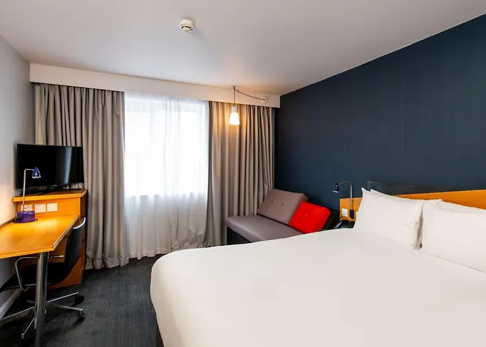 Holiday Inn Express Hamilton By Ihg