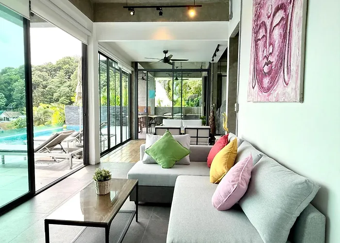 Baan Saint-Tropez Seaview Villas Kata Beach