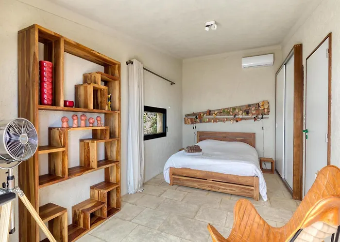 Villa With Heated Pool, Petanque, Spa & View