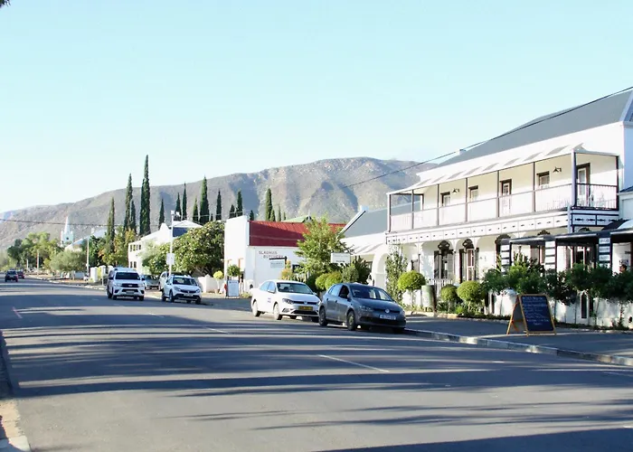 Swartberg Hotel, Cork Tree Collection