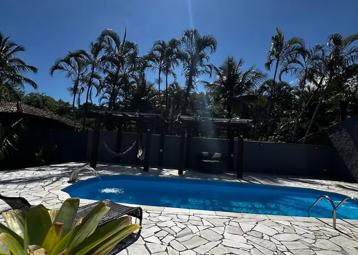 Chale Em Maresias - Quintal Privativo - Pet Friendly 4 Hospedes