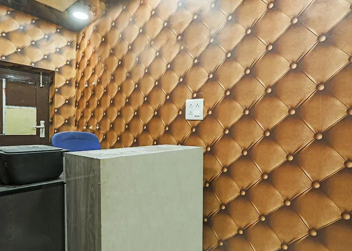 Hotel O Kashish Residency Near Model Town Metro Station