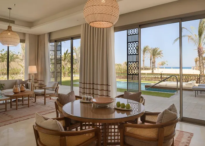 Sakhra Hotel & Spa, Almaza Bay