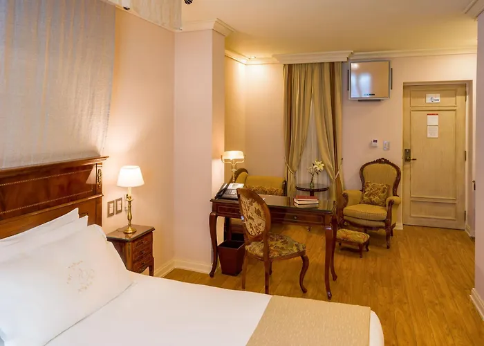 Melia Recoleta Plaza