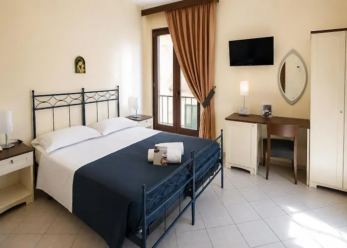 Al Pescatore Hotel & Restaurant
