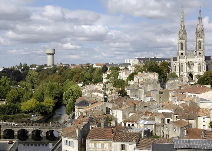 Ibis Budget Niort Est La Creche