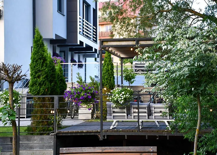 Cobalt Apartments