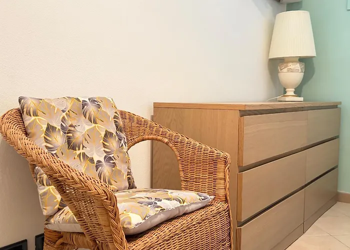 Flowers & Garden Apartment Con Vista Lago