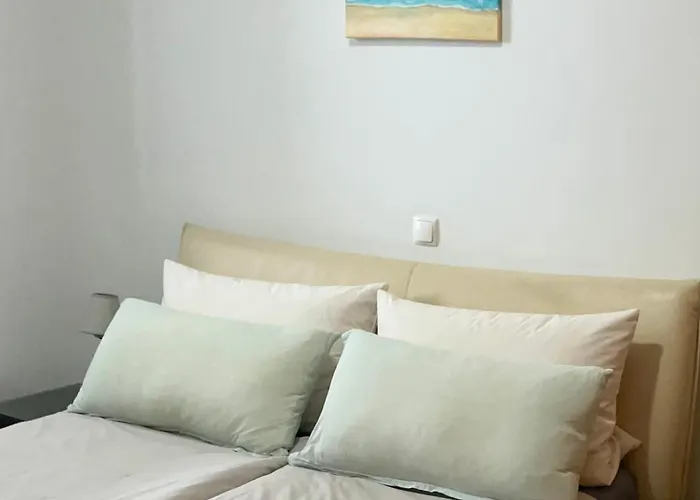 Vista Dourada