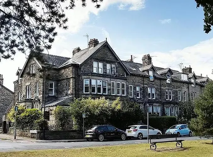 Dragon Villas Luxury Apart Hotel Harrogate