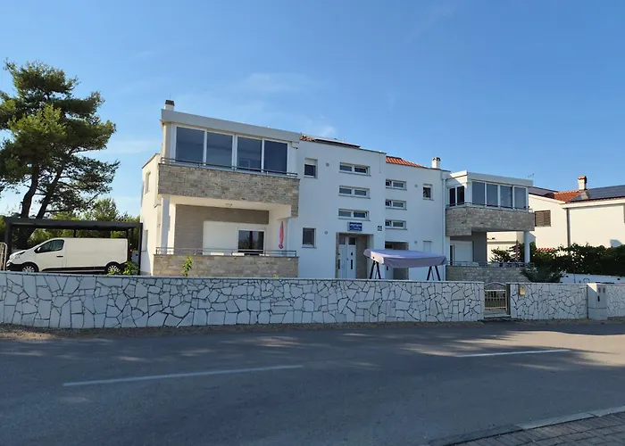 Apartments Nicole Wera