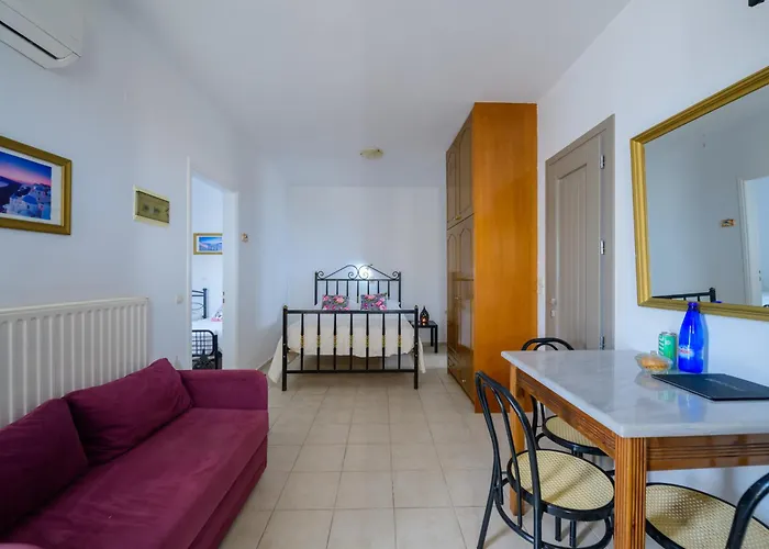 Aeolos Apartments
