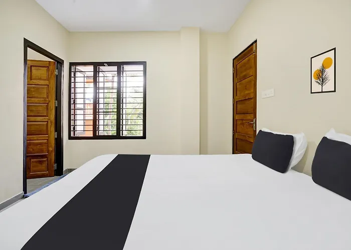 Hotel O Souparnika Residency