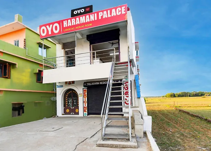 Hotel O Haramani Palace