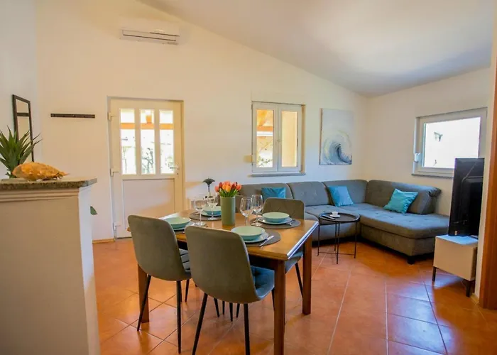 Casa Oliva Kim Marie /W Garden - Happy Rentals