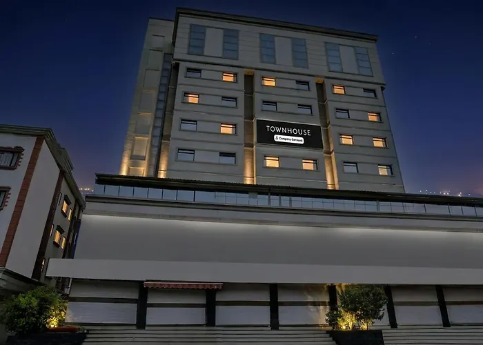 Townhouse Anand Formerly Hotel The Maison