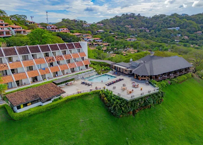 Private Villa With Resort Experience