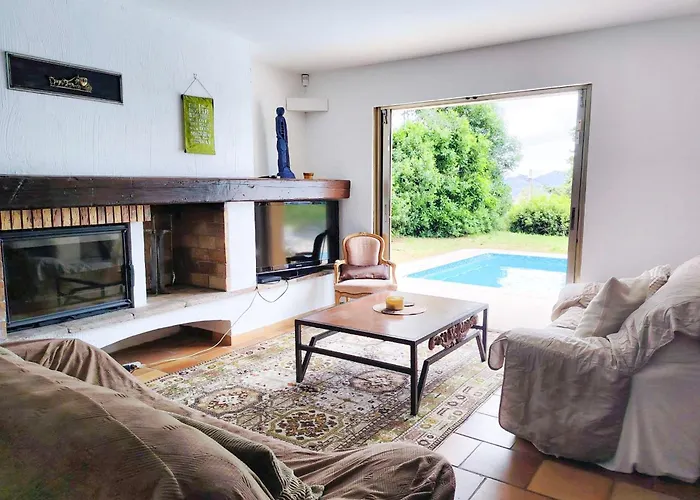 4 Bedroom Villa With Pool Sea View Ac Parking - Benakey