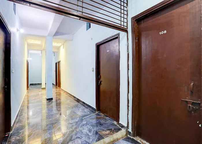 Spot On New Diamond Guest House