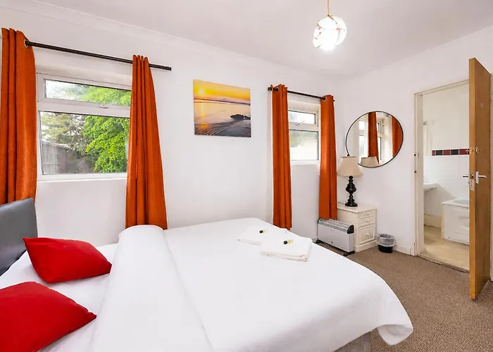 Saji Hotel Ilford