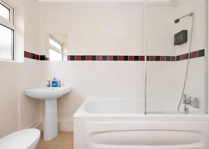 Saji Hotel Ilford