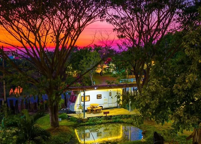 Phukasa Valley Maesot -Wellness Resort