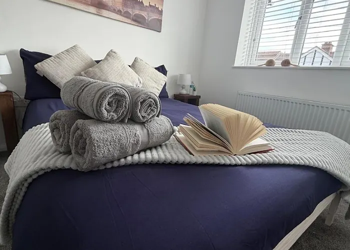 Stylish Charming London Flat Ruislip -Free Parking
