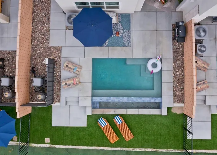 Armonia105- Dream Villa Lago Premier Views 4Br Pool Games Pets