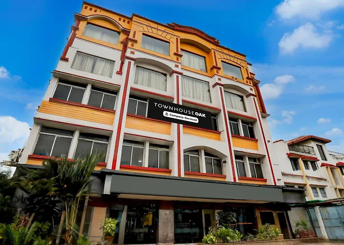 Super Townhouse Oak Dhanbad Near Sslnt College Formerly Kapson