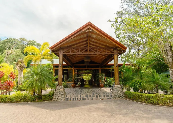 Bungalows Beachfront Hotel